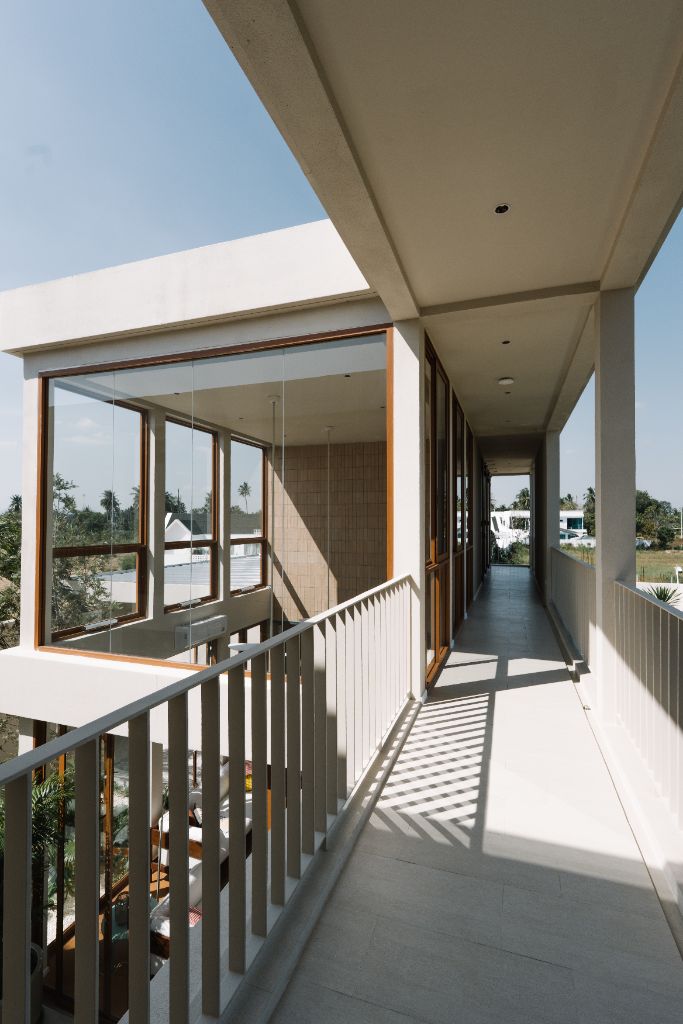 Sunroom upper walkway with open-air view
